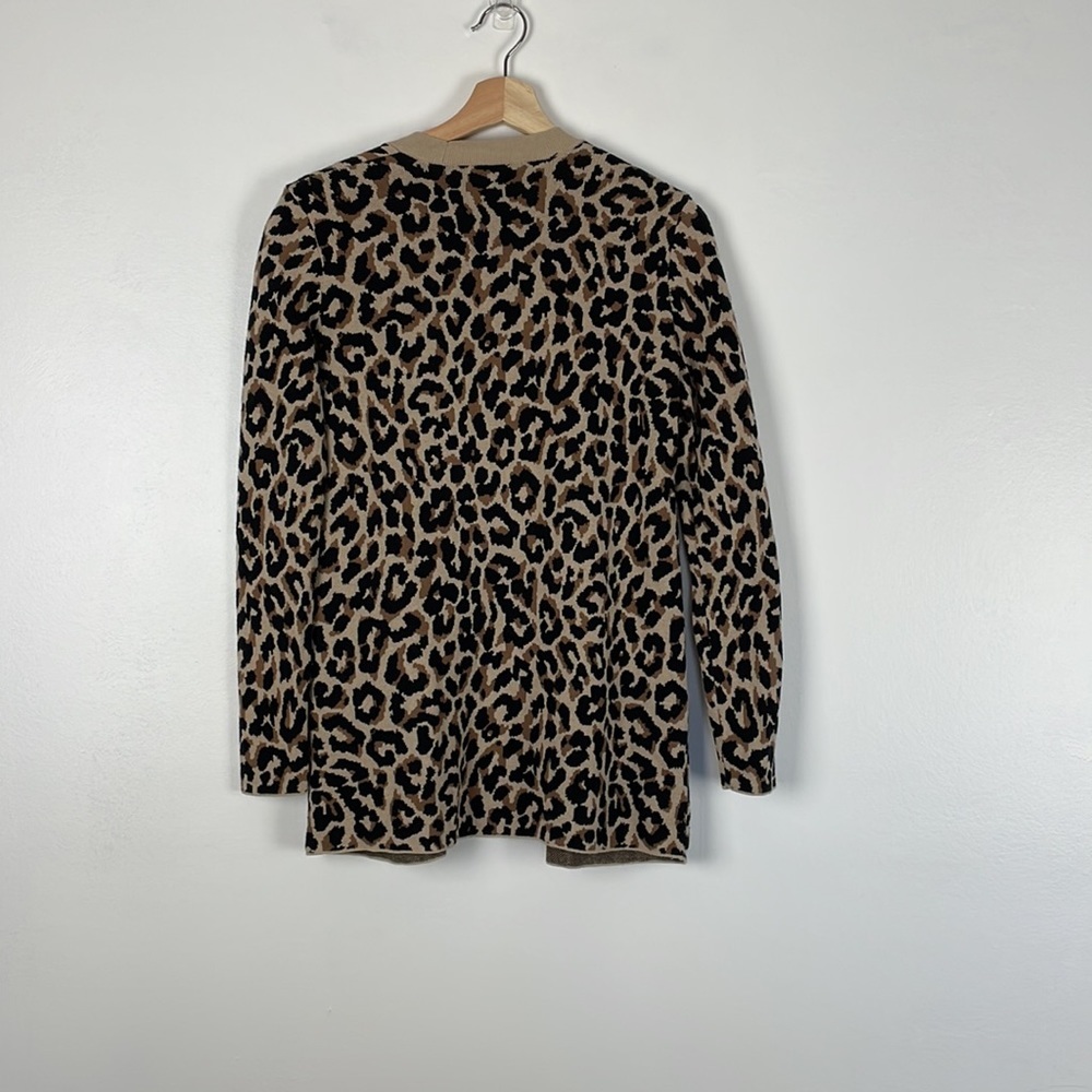 J. Crew cotton long sleeve Leopard print 2 pocket cardigan sweater Size XXSmall - Picture 5 of 7